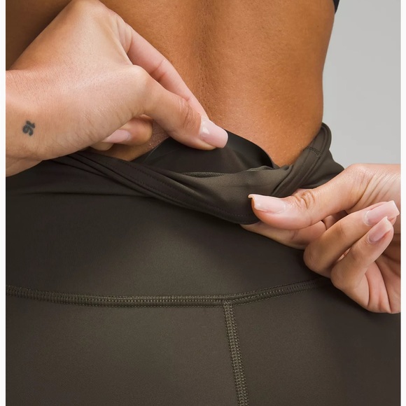 [lululemon] Base Pace High-Rise Tight 28" - Picture 5 of 5